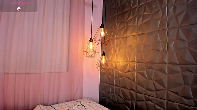Magic_amberr Adlı Modelin Canlı XXX Sohbeti