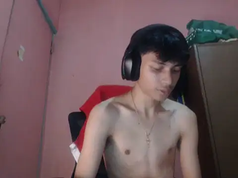 Czat XXX na żywo – Kyoshi_19