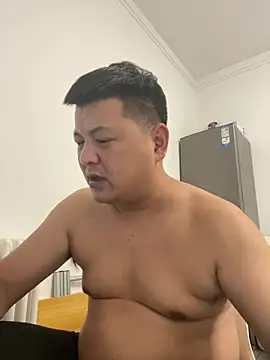 zhang1118 即時 XXX 聊天