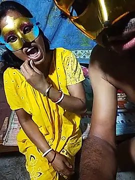 Hot_Urvashi_ Live XXX-chat