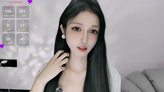lulu-789's Live XXX Chat