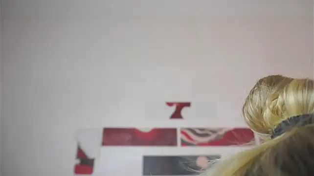 MiaThaine – Live XXX-chat