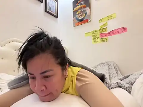 NaughtySCARLETSIN live XXX chat