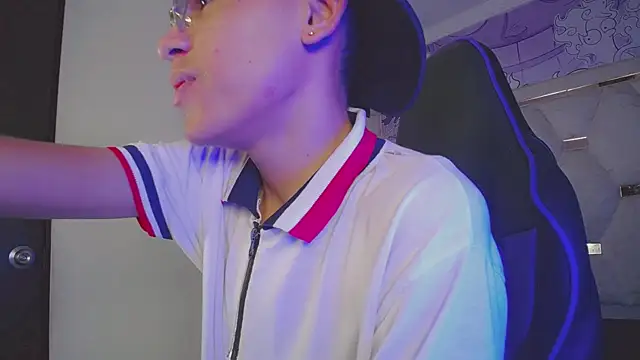 Онлайн чат XXX Asher_athlets