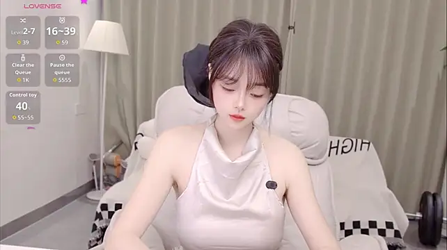 uikyy1's Live XXX Chat