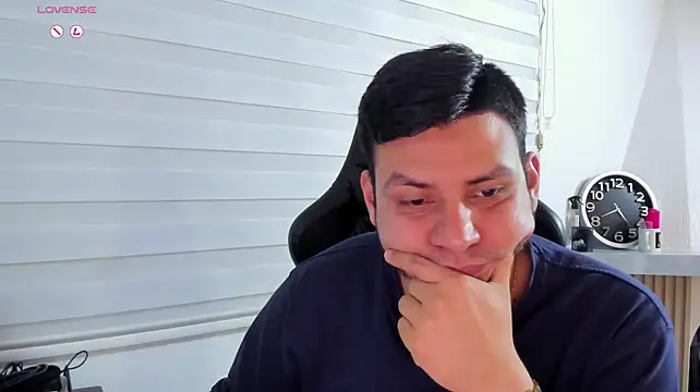 Chat XXX en directo de Rick_Adams