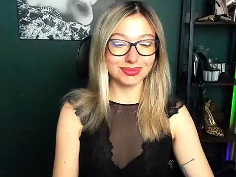 loveHeidi Live XXX-Chat