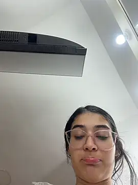 Chat +18 de LunaBloon ao vivo