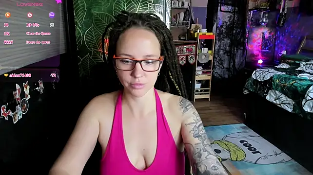 Czat XXX na żywo – LisaFoxy_y