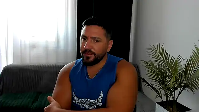 Chat +18 de Gold_Alpha_Boy ao vivo