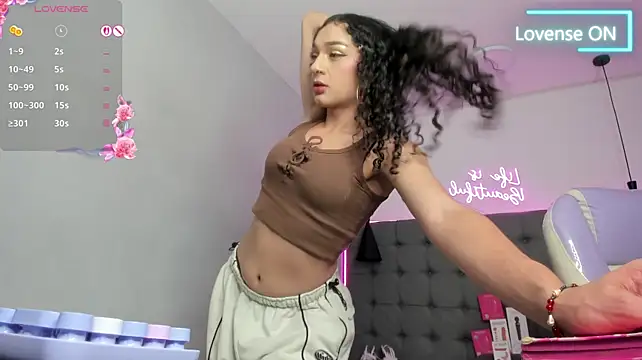 scarletcherry18 现场XXX聊天