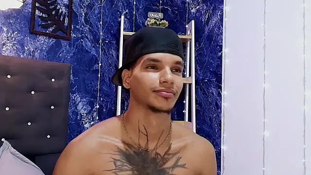 Chat XXX ao vivo de kai_storm77