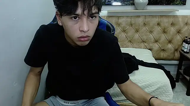Chat +18 de StiwenTwink ao vivo