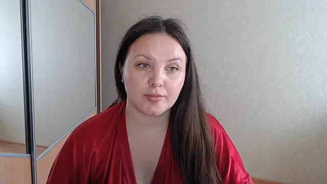 Katya_Weaver Adlı Modelin Canlı XXX Sohbeti