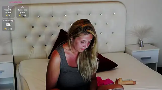 Chat XXX ao vivo de HolliePerry
