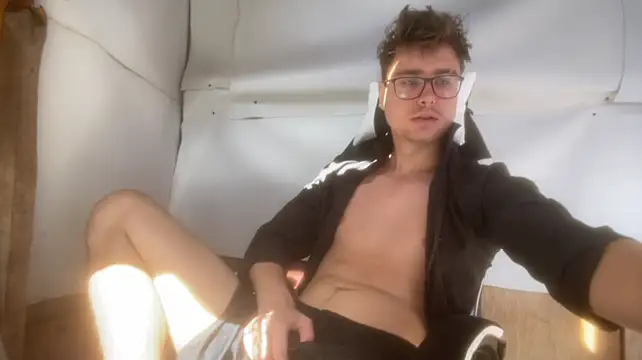 HotGentleman_3003 – Naživo XXX chat