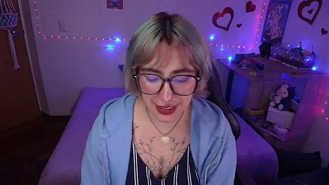 צ'אט XXX בשידור חי של Miacatsito3