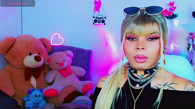 AdanKinng Chat XXX in diretta
