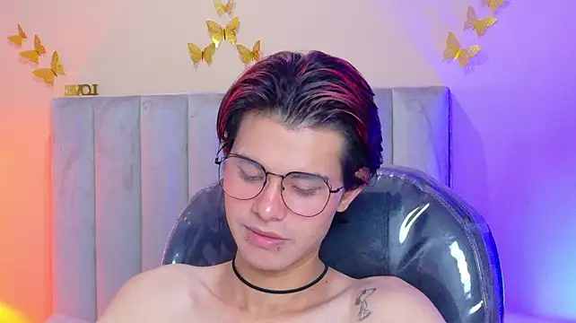 Derek_Sinn's Live XXX Chat