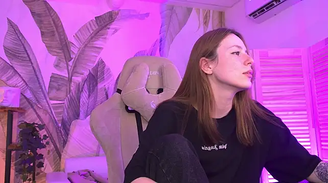 DamnWitchh Chat XXX in diretta