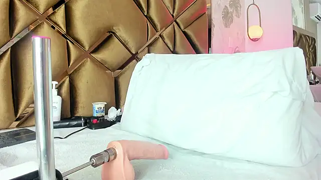 Alexa-Lynx Obrolan Langsung XXX