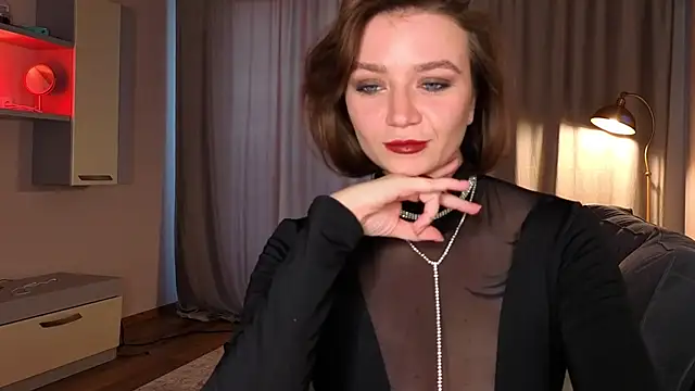 צ'אט XXX בשידור חי של Shadow_Passion