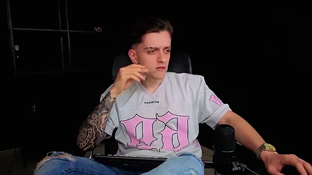 FelixStarkk Live XXX-chat