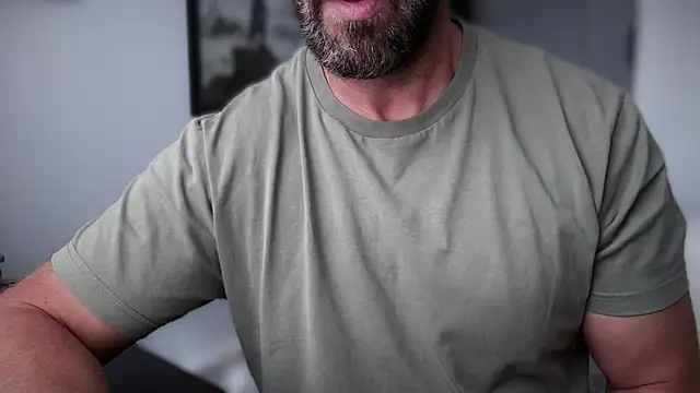Mr_Beef Chat XXX in diretta