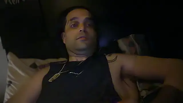 icebergslim281's Live XXX Chat