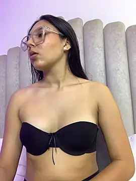 lexy_evannss' Live Chat Room