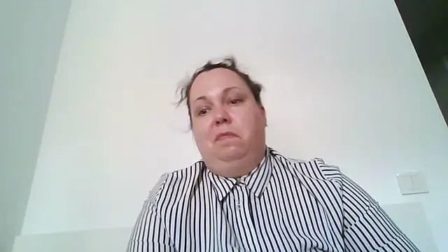 WendyRhoades: απευθείας συνομιλία ΧΧΧ