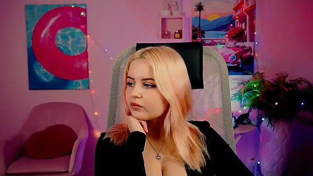 AliceSilvia_'s Live XXX Chat