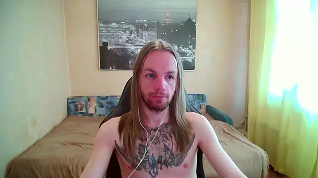 Czat XXX na żywo – AdamDickens