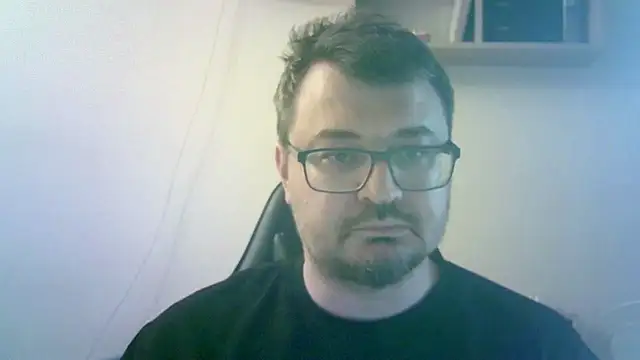 SirAbuser – Naživo XXX chat