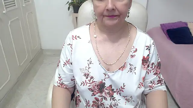 Czat XXX na żywo – leonela_69