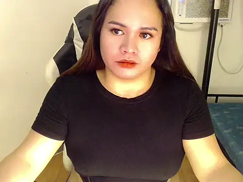 Chat XXX en directo de LAvender_18