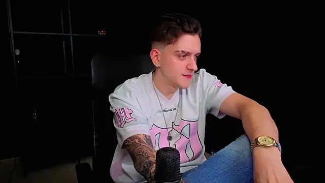 XXX chat uživo modela FelixStarkk