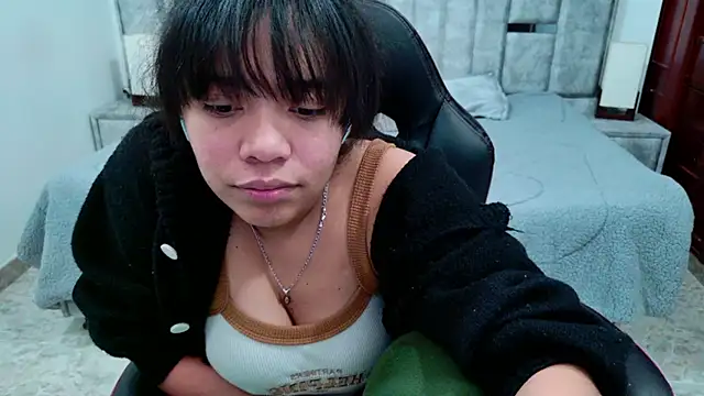 laureentt_ Chat XXX live
