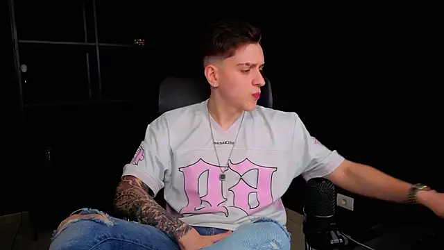 XXX chat uživo modela FelixStarkk