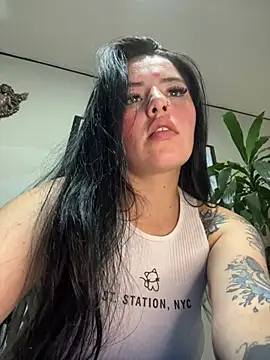 Sofiaaa0のライブXXXチャット