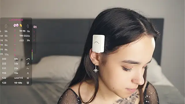 CourtneyBasbas 现场XXX聊天