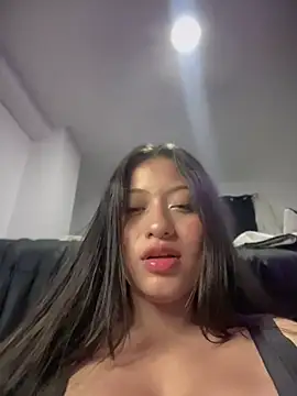 Estefanii-'s Live XXX Chat