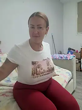 RebelVixenX's Live Chat Room
