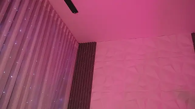 Godess_Scarlett77's Live XXX Chat