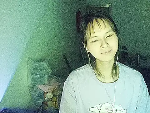 Онлайн чат XXX RebelAura