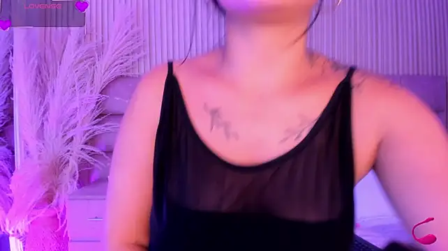 Živý XXX chat AnaiaClarck