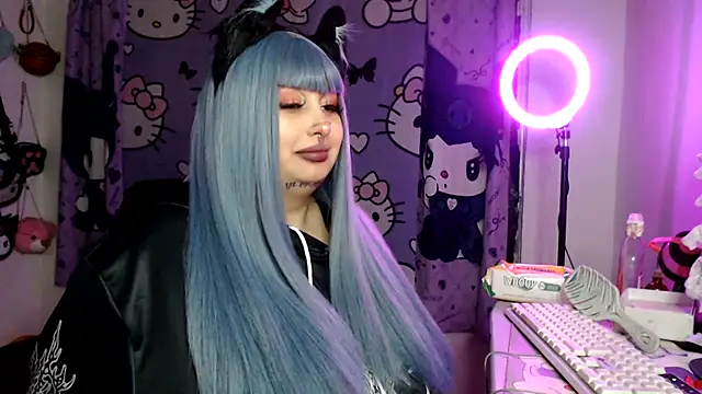 lussyevans24 Chat XXX in diretta