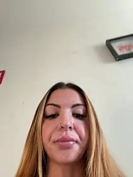 Carlafeet Live XXX Chat