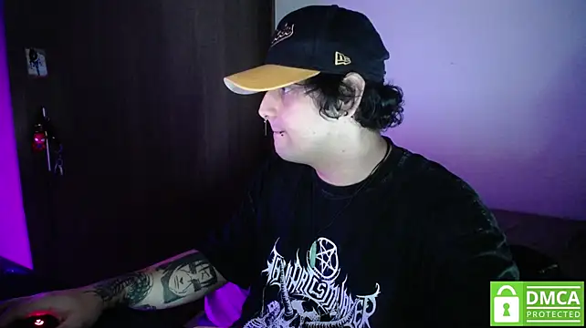 Greg_leach Live XXX-Chat