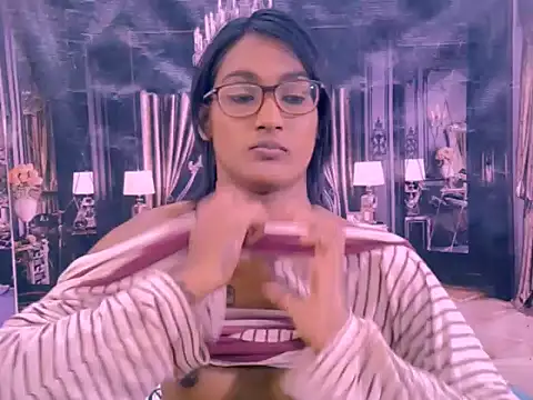 Czat XXX na żywo – IndianRebel4u2Luv